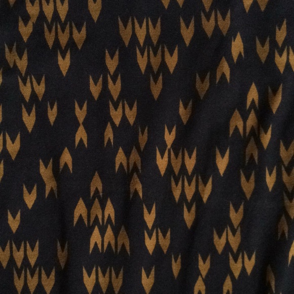 XXS LuLaRoe Irma - Picture 4 of 4